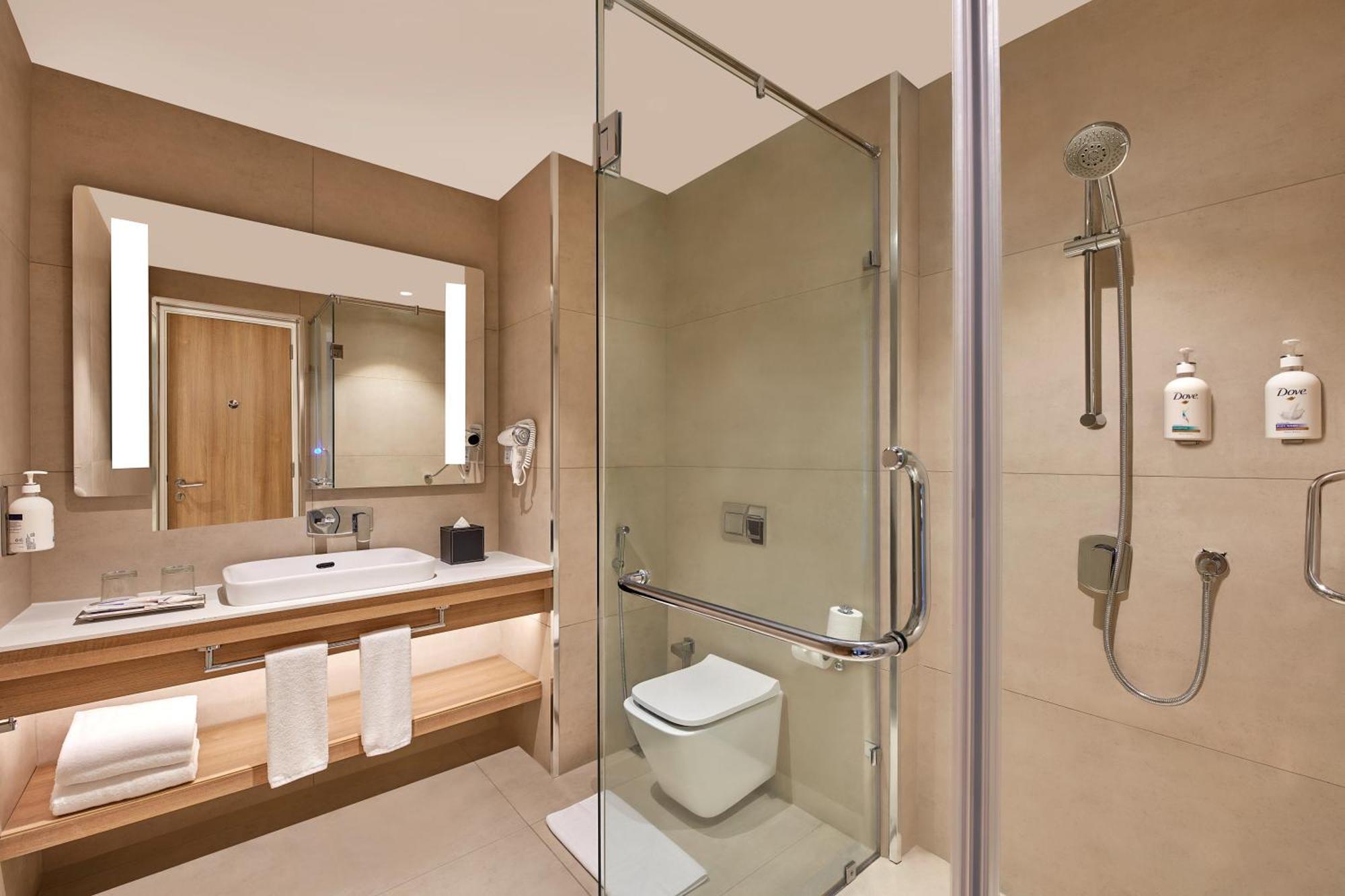 Holiday Inn Express Bengaluru Bommasandra By Ihg Kammasandra المظهر الخارجي الصورة