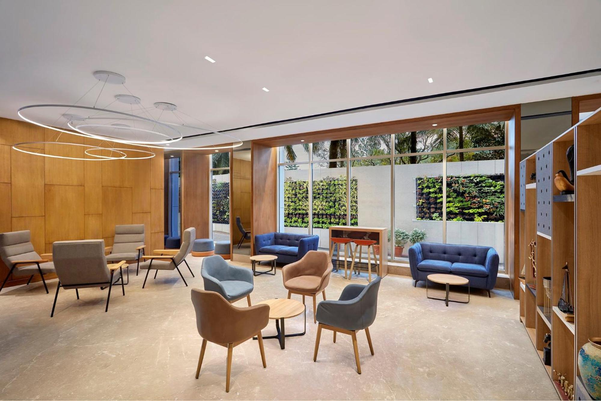 Holiday Inn Express Bengaluru Bommasandra By Ihg Kammasandra المظهر الخارجي الصورة