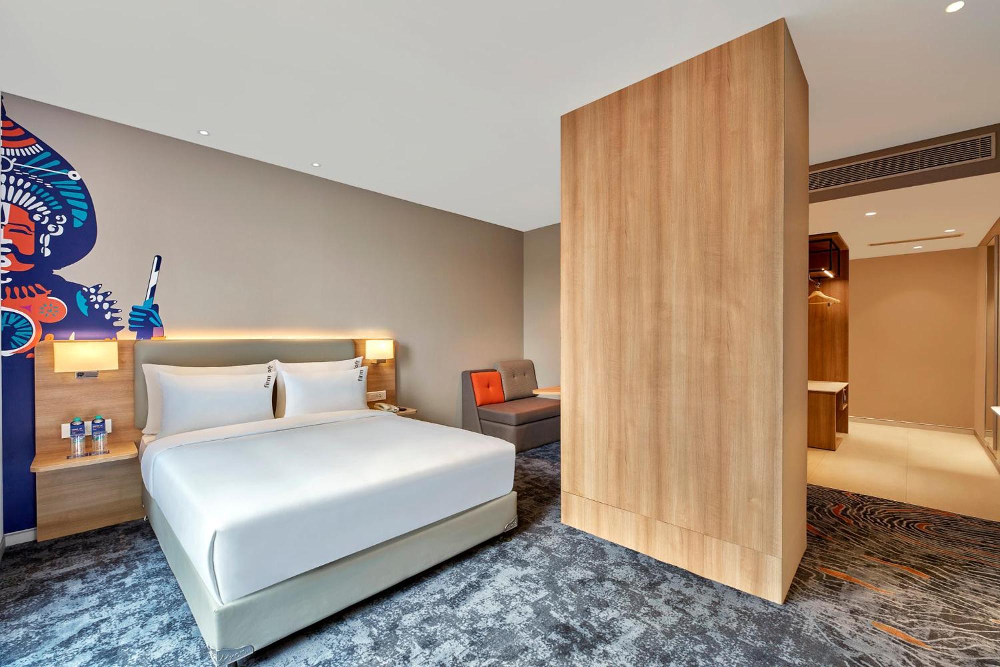 Holiday Inn Express Bengaluru Bommasandra By Ihg Kammasandra المظهر الخارجي الصورة